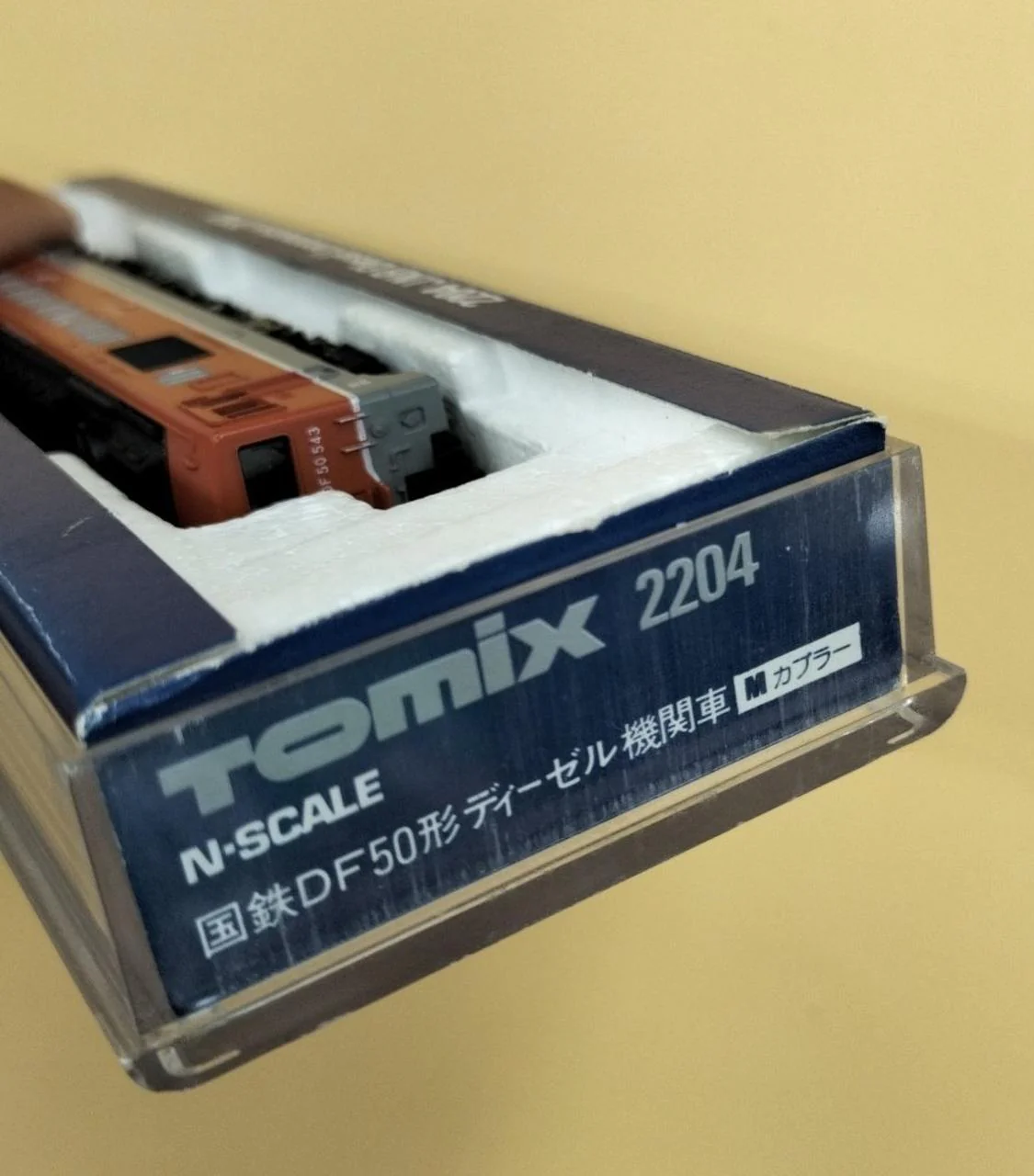 TOMY JNR DF50 Class Diesel Locomotive 2204 - Image 10