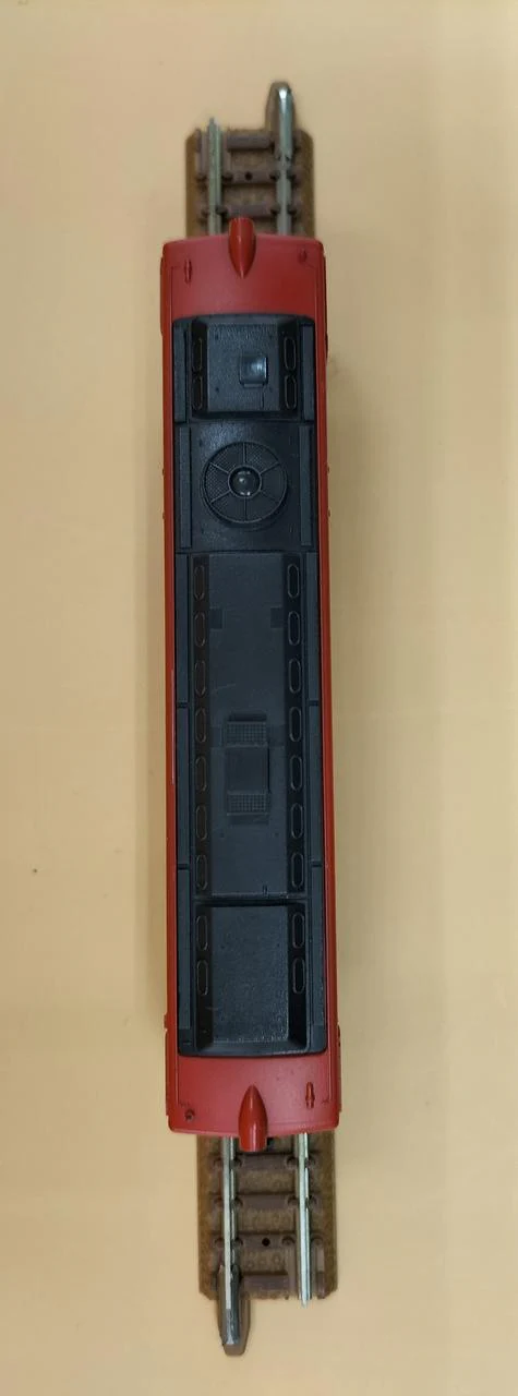 TOMY JNR DF50 Class Diesel Locomotive 2204 - Image 5