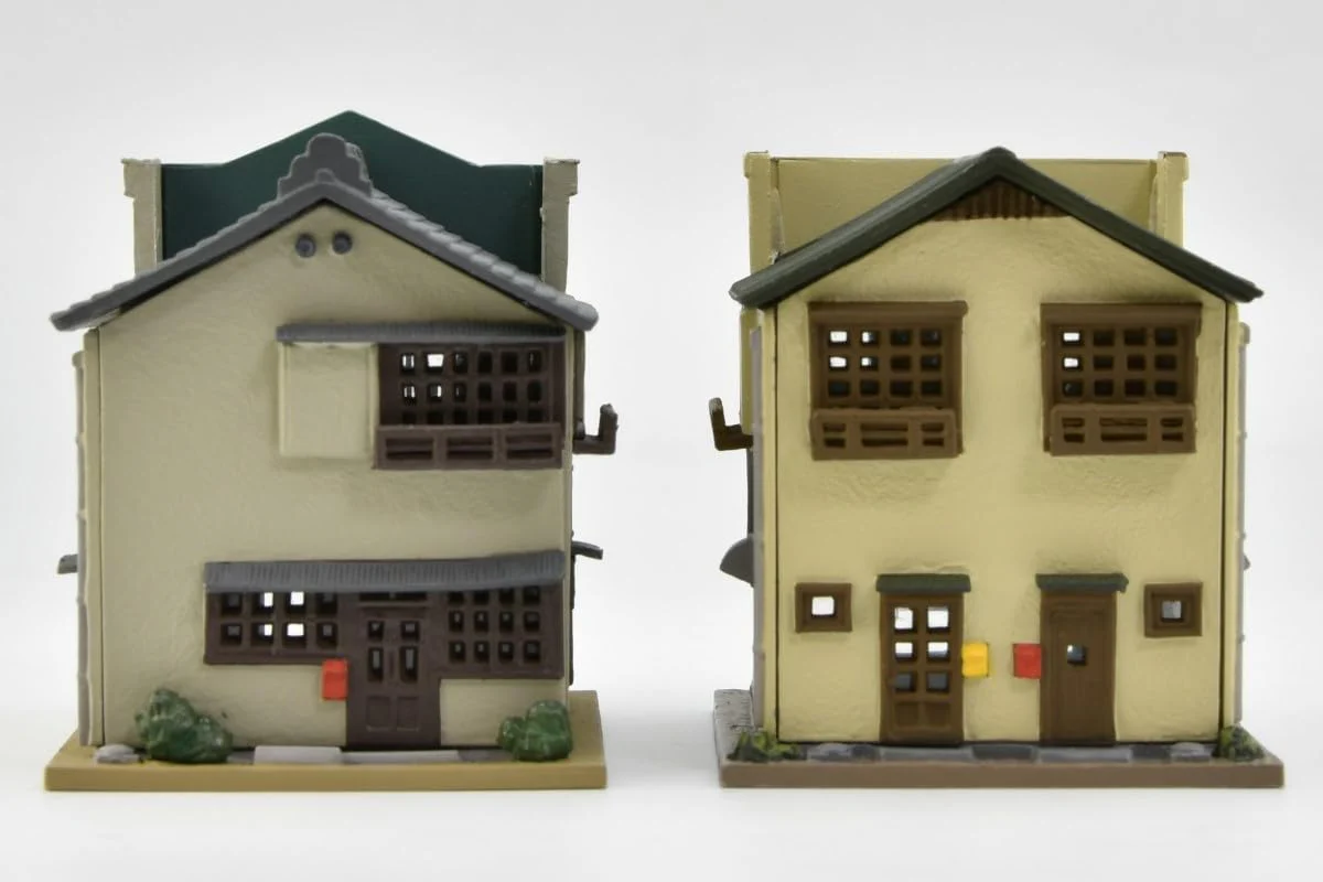 TOMYTEC 1/150 Building Collection 189 Secondhand Bookstore/Electronics Store - Image 3
