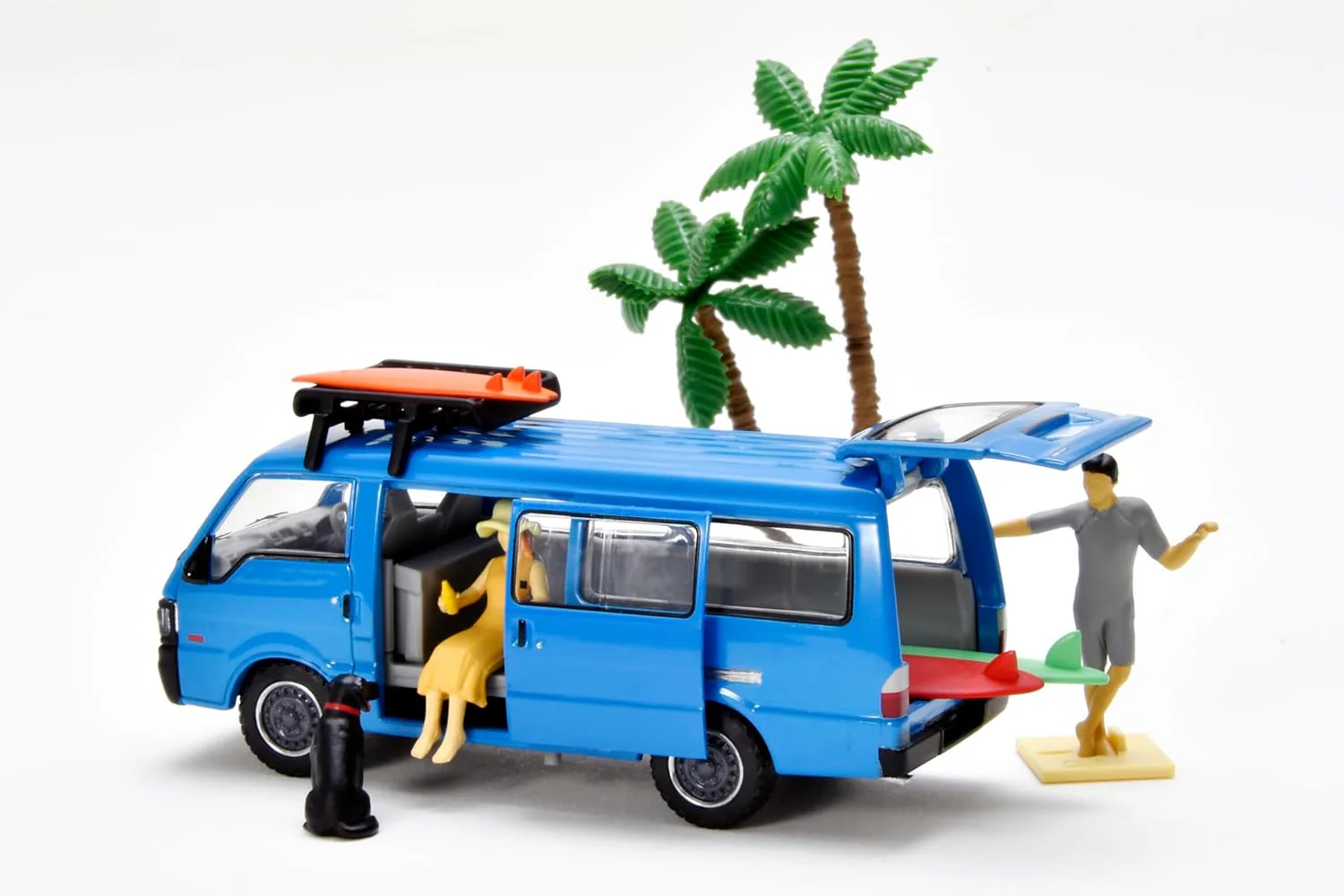TOMYTEC 330813 1/64 Diocolle 64 #CarSnap 19b Surfing 2 (Mazda Bongo Brawny included) - Image 5