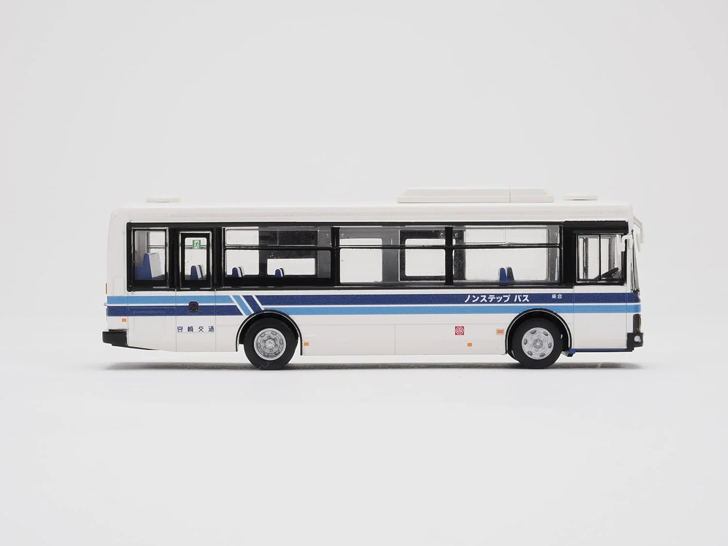 TOMYTEC JH061 National Bus Collection 80 Miyazaki Transportation - Image 3