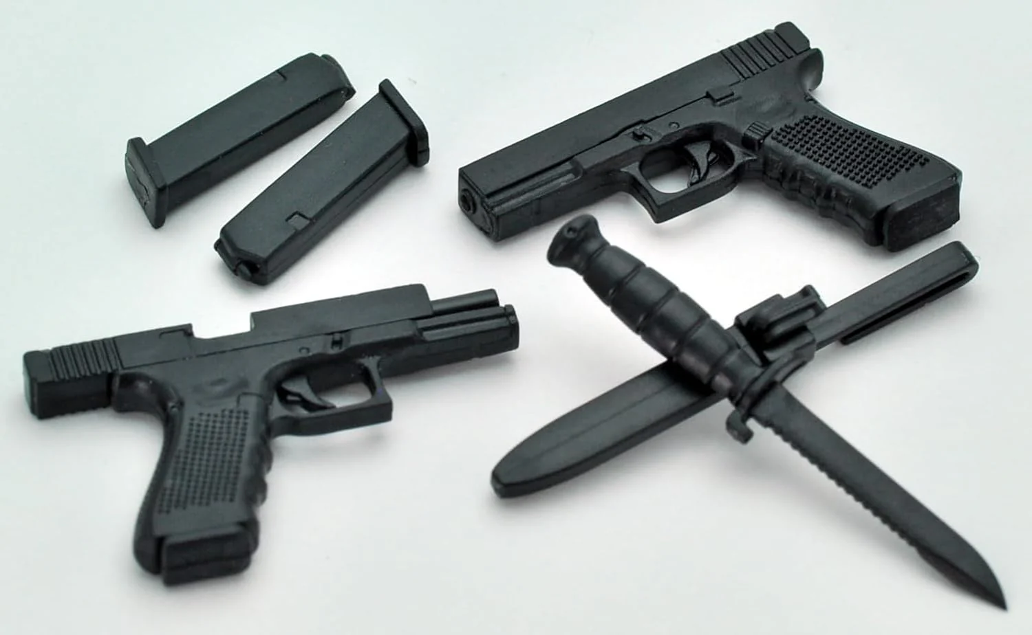 TOMYTEC LA115 1/12 Little Armory G17&18C&19 Type - Image 3