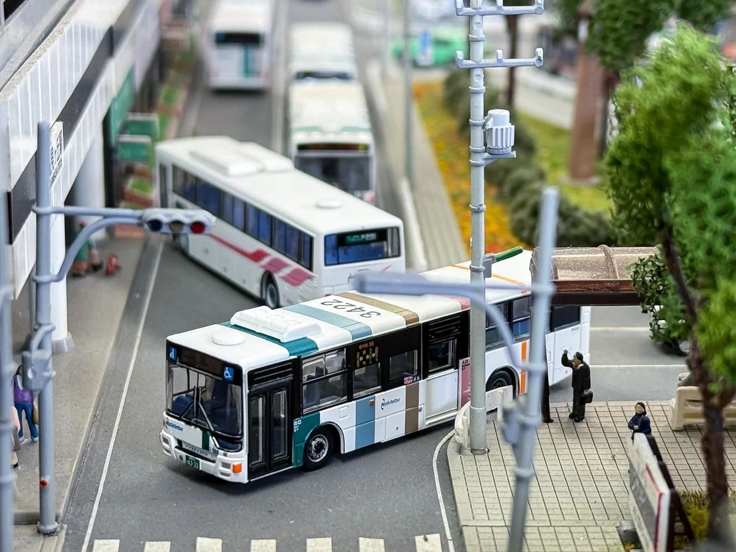 TOMYTEC My Town Bus Collection MB8-2 Nishi-Nippon Railway - Image 3