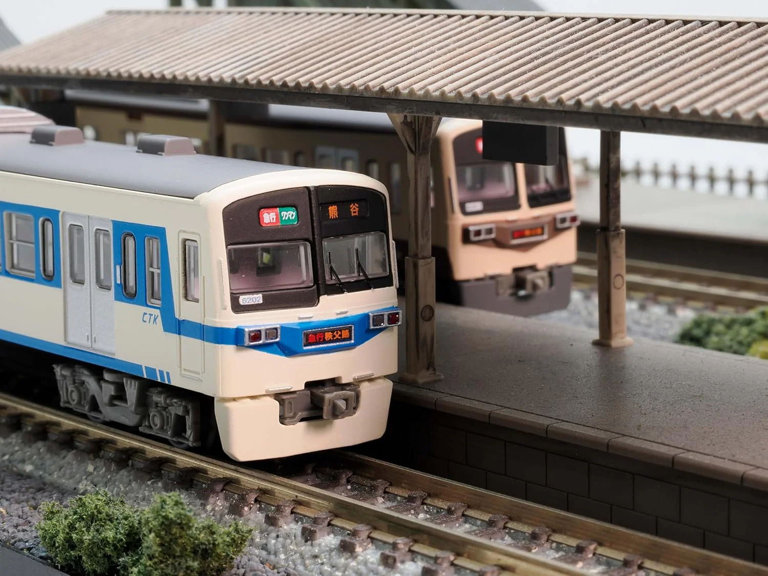 TOMYTEC Railway Collection Chichibu Railway 6000 Series Express Chichibu Line 3 Cars Set - Image 3