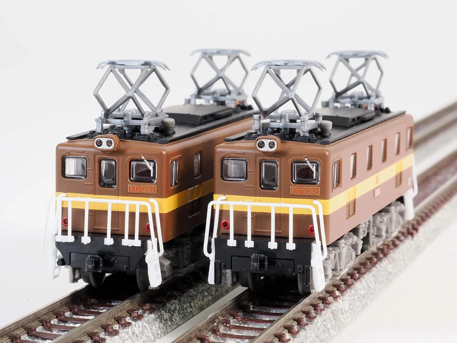TOMYTEC Railway Collection Sangi Railway ED5081 Type 2 Cars Set - Image 4