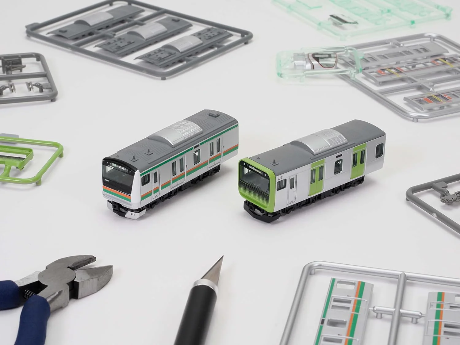 TOMYTEC Railway Collection Tetsucolle Pocket Vol. 2: East and West Loop Lines (Pack of 10) - Image 9