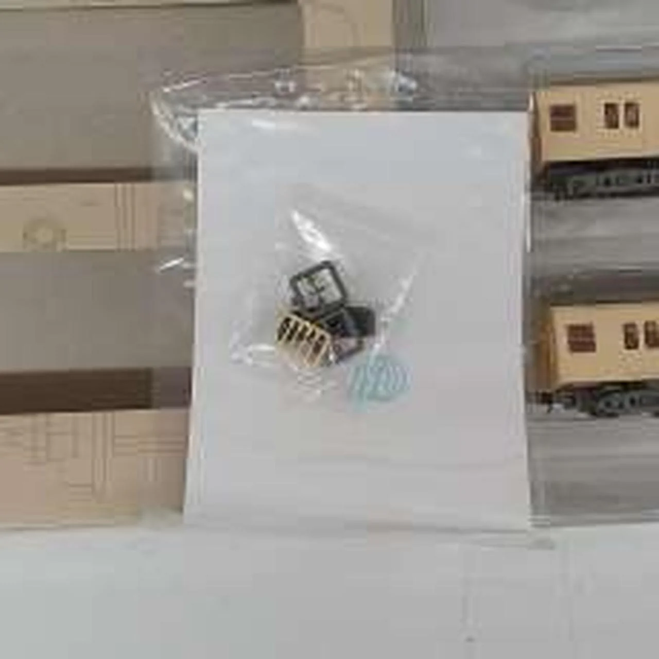 TOMYTEC TetsuColle Tobu 3000 Series/3050 Series Sage Cream 4-Car / 2-Car Set - Image 4