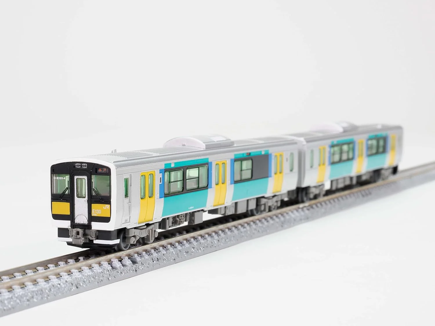TOMYTEC The Railway Collection JR Kiha E131 & E132 (Suigun Line) 2 Cars Set - Image 5