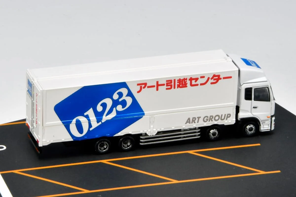 TOMYTEC The Truck Collection Torakore Logistics Site Wing Van Set C Art Moving Center Diorama Supplies - Image 5