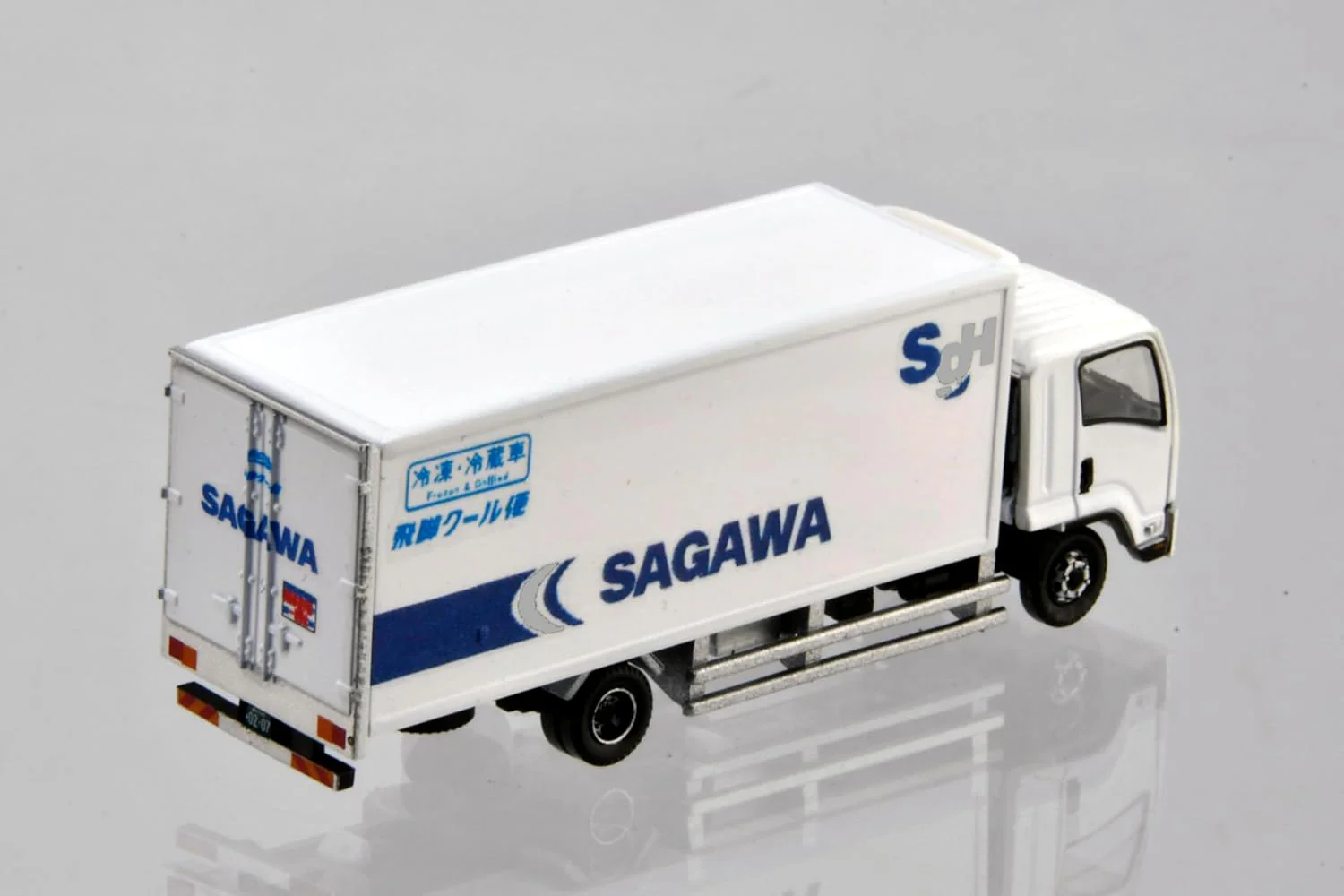 TOMYTEC Truck Collection Logistics Site Truck Set E Sagawa Express - Image 3
