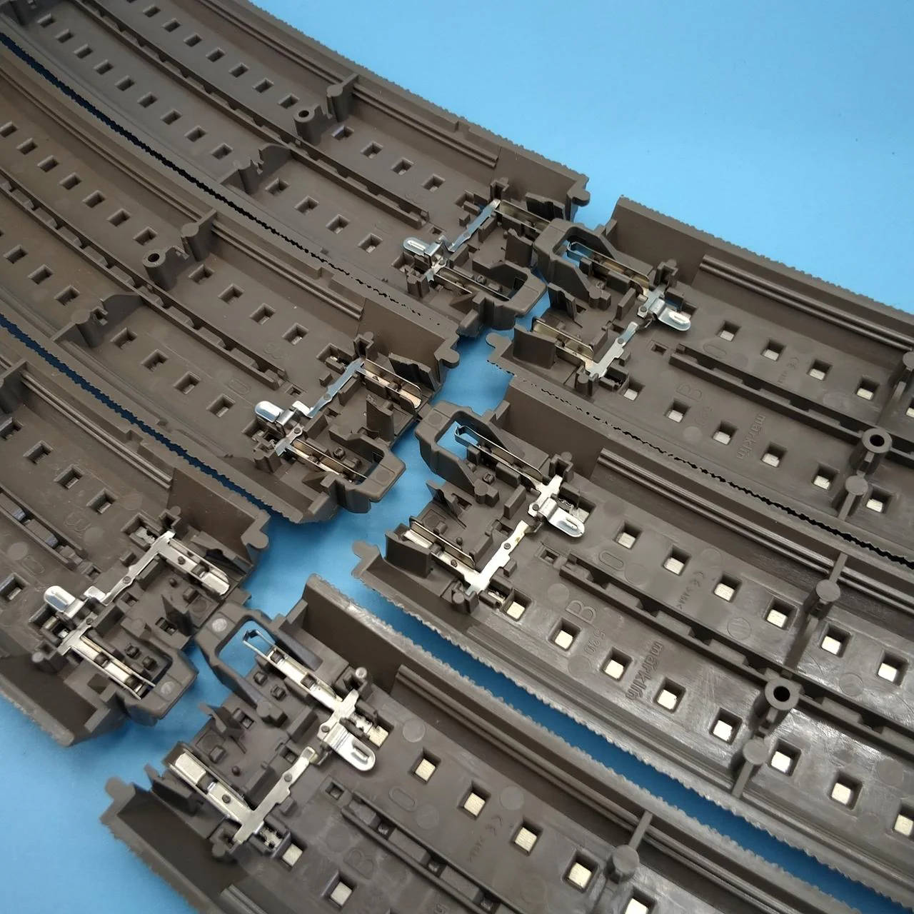 TRIX HO Gauge Curve Rail Track R5 30° 62530 - Image 10