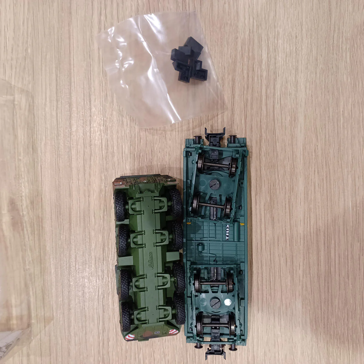 TRIX Nゲージ 24224 Heavy Duty Flat Car - Image 5