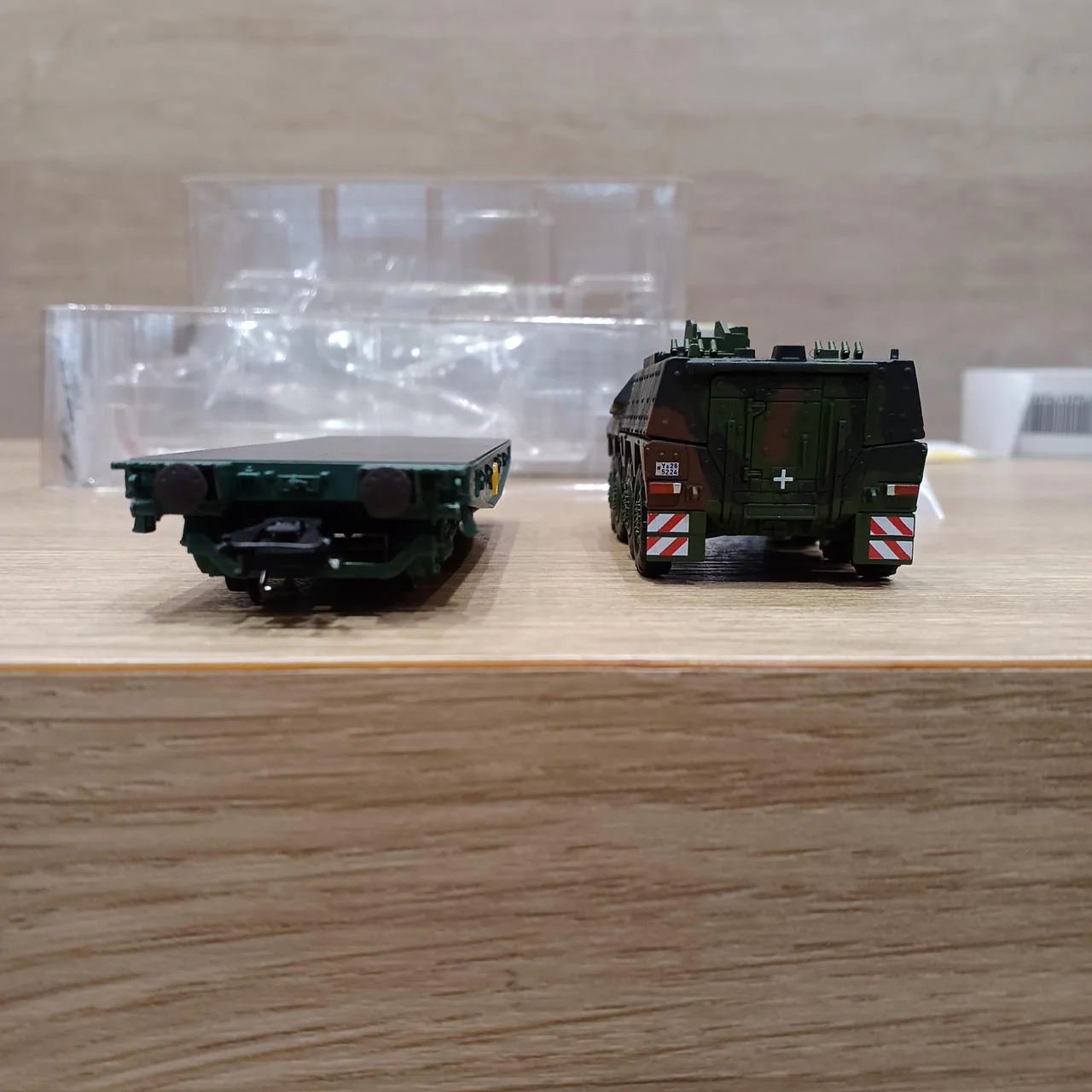 TRIX Nゲージ 24224 Heavy Duty Flat Car - Image 9